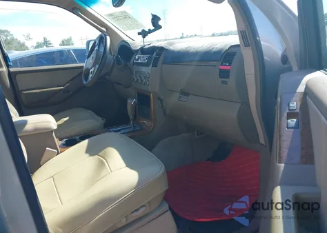 2005 Nissan Pathfinder Le from USA, damaged, VIN 5N1AR18U65C732982